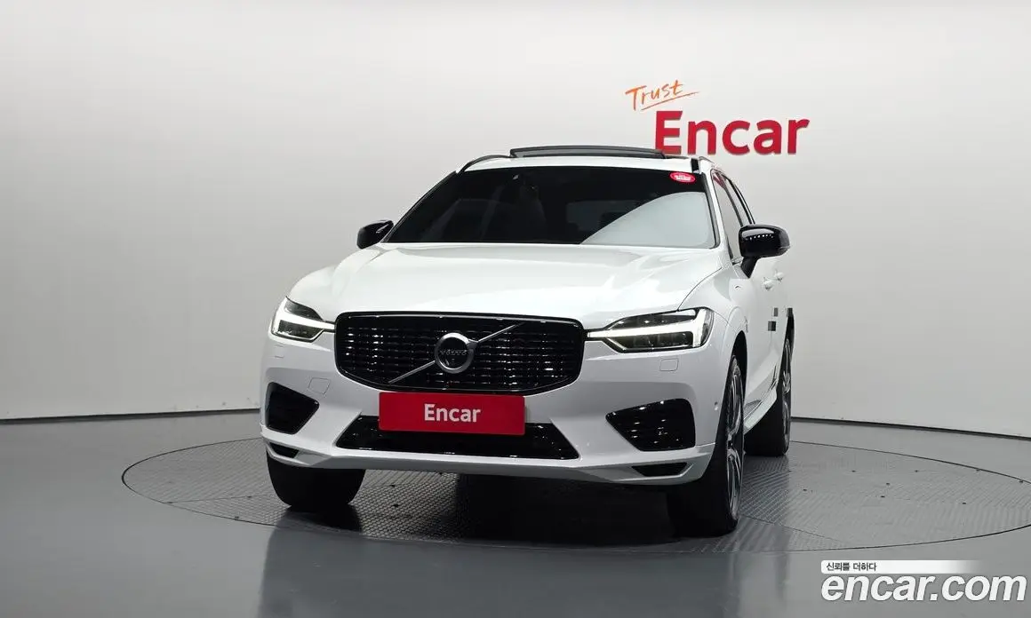 Volvo XC60 2020 2.0 АКПП, фото 3 Volvo XC60 2020 2.0 АКПП, фото 3