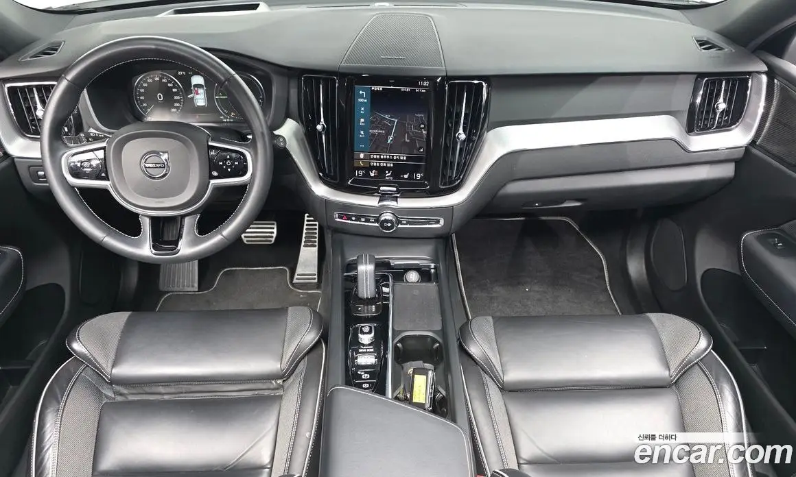 Volvo XC60 2020 2.0 АКПП, фото 10 Volvo XC60 2020 2.0 АКПП, фото 10