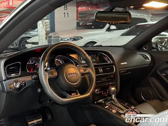 Audi RS5 2015 4.2 АКПП, миниатюра 11