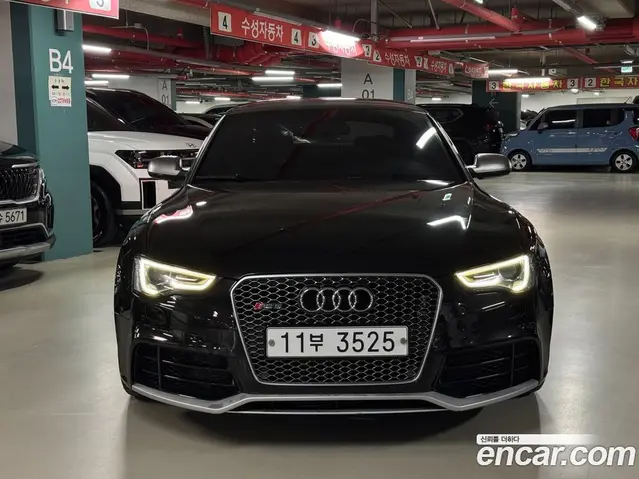 Audi RS5 2015 4.2 АКПП, миниатюра 3