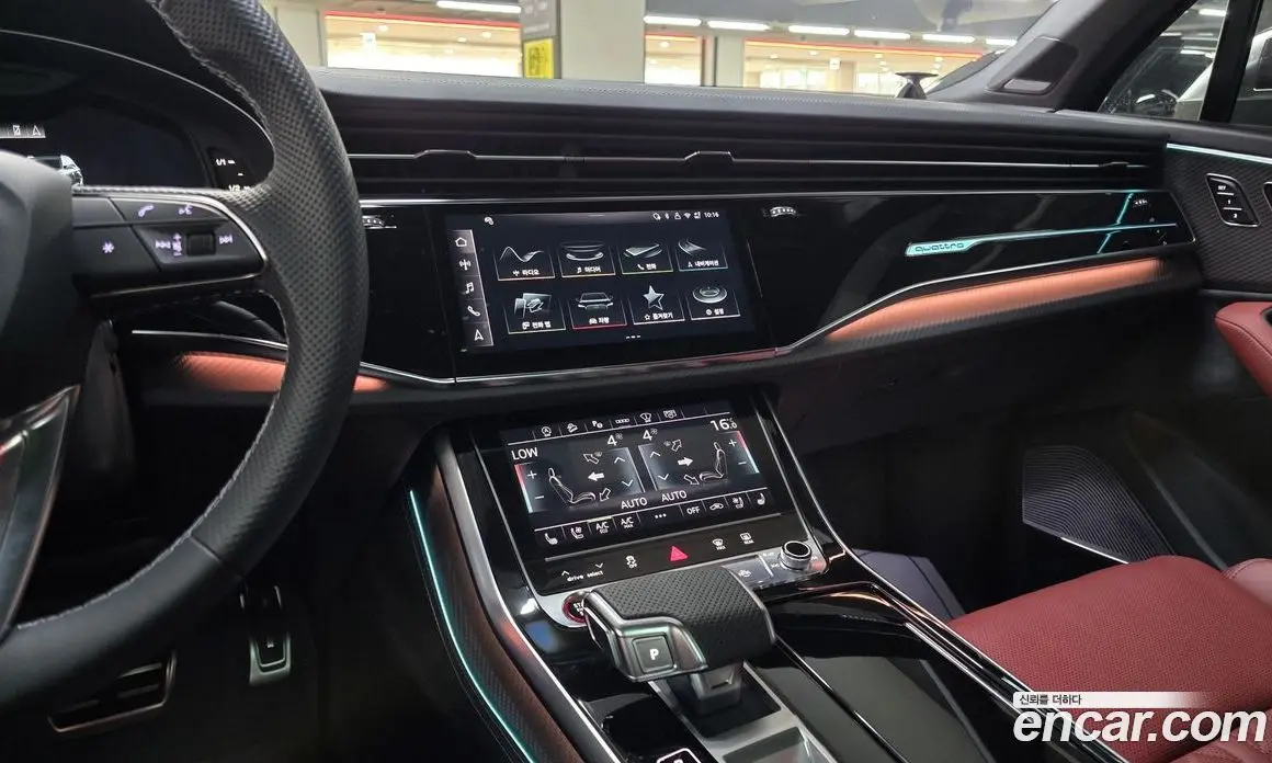 Audi SQ7 2026 4.0 АКПП, фото 14
