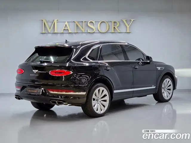 Bentley Bentayga 2023 4.0 АКПП, миниатюра 2 Bentley Bentayga 2023 4.0 АКПП, миниатюра 2