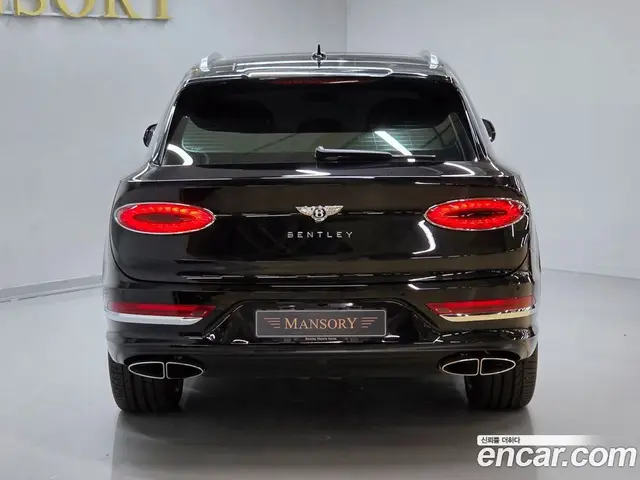 Bentley Bentayga 2023 4.0 АКПП, миниатюра 4 Bentley Bentayga 2023 4.0 АКПП, миниатюра 4