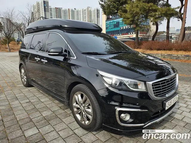 Kia Carnival 2018 2.2 АКПП, миниатюра 3