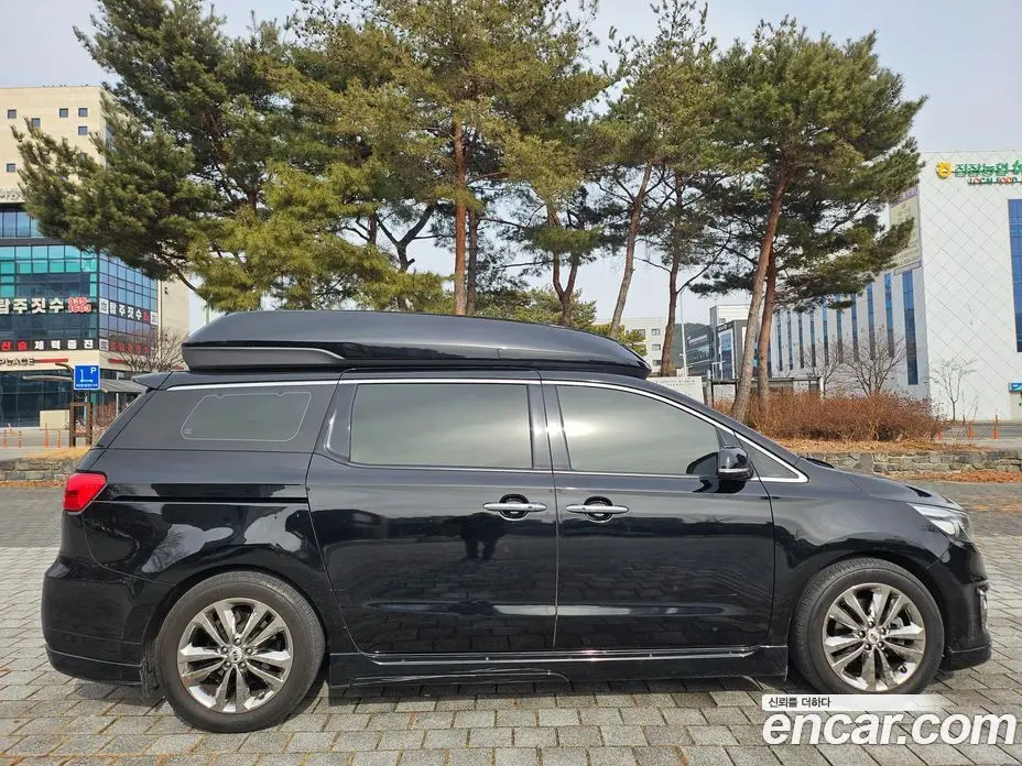 Kia Carnival 2018 2.2 АКПП, фото 4