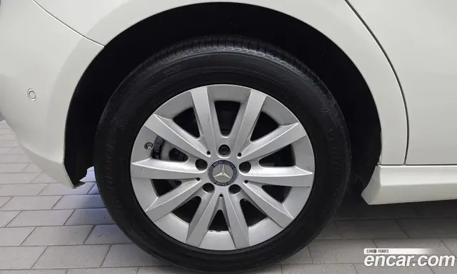 Mercedes-Benz A-Class 2016 1.6 АКПП, миниатюра 5