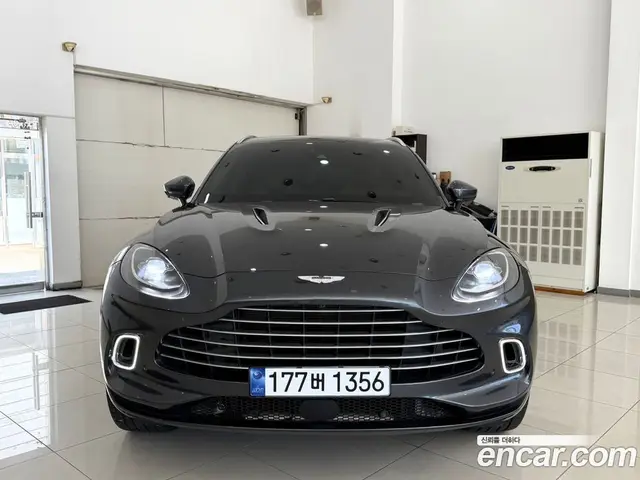 Aston Martin DBX 2022 4.0 АКПП, миниатюра 3