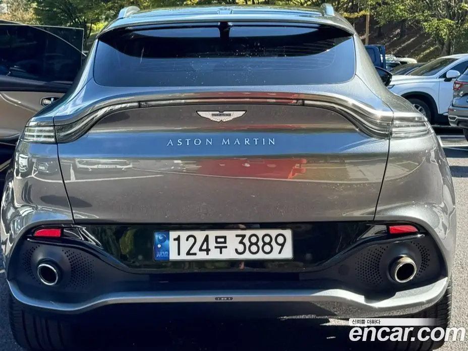 Aston Martin DBX 2022 4.0 АКПП, фото 20