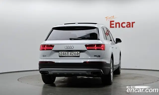 Audi Q7 2016 3.0 АКПП, миниатюра 3