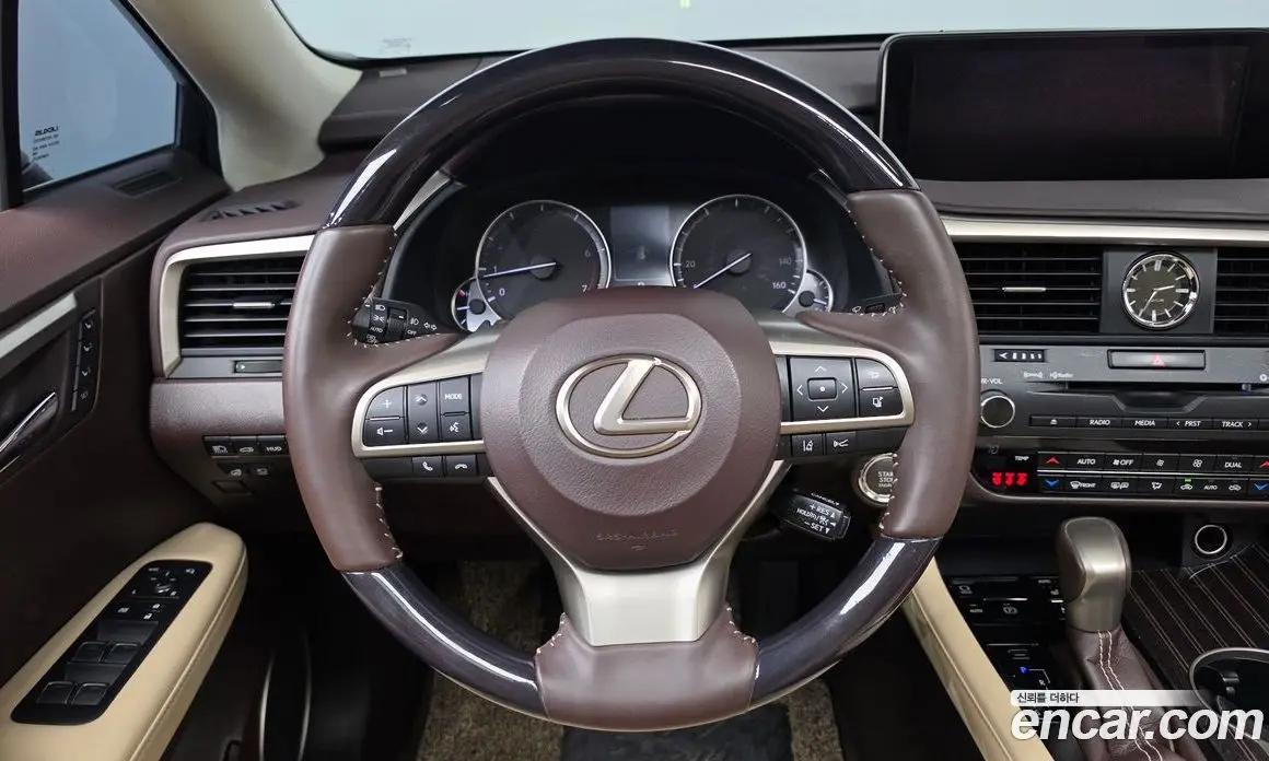 Lexus RX 2018 3.5 АКПП, фото 18 Lexus RX 2018 3.5 АКПП, фото 18