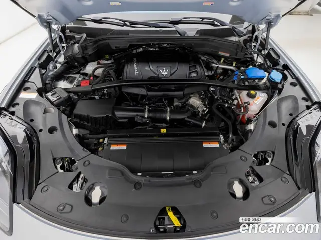 Maserati Grecale 2024 2.0 АКПП, миниатюра 6