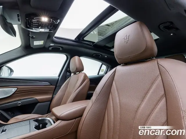 Maserati Grecale 2024 2.0 АКПП, миниатюра 10