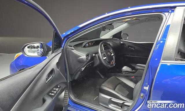 Toyota Prius 2018 1.8 АКПП, миниатюра 12