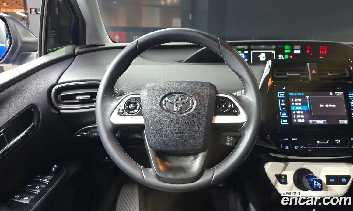 Toyota Prius 2018 1.8 АКПП, фото 18 Toyota Prius 2018 1.8 АКПП, фото 18