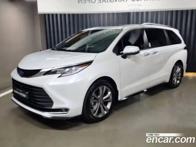 Toyota Sienna, 2025, 7 854 км