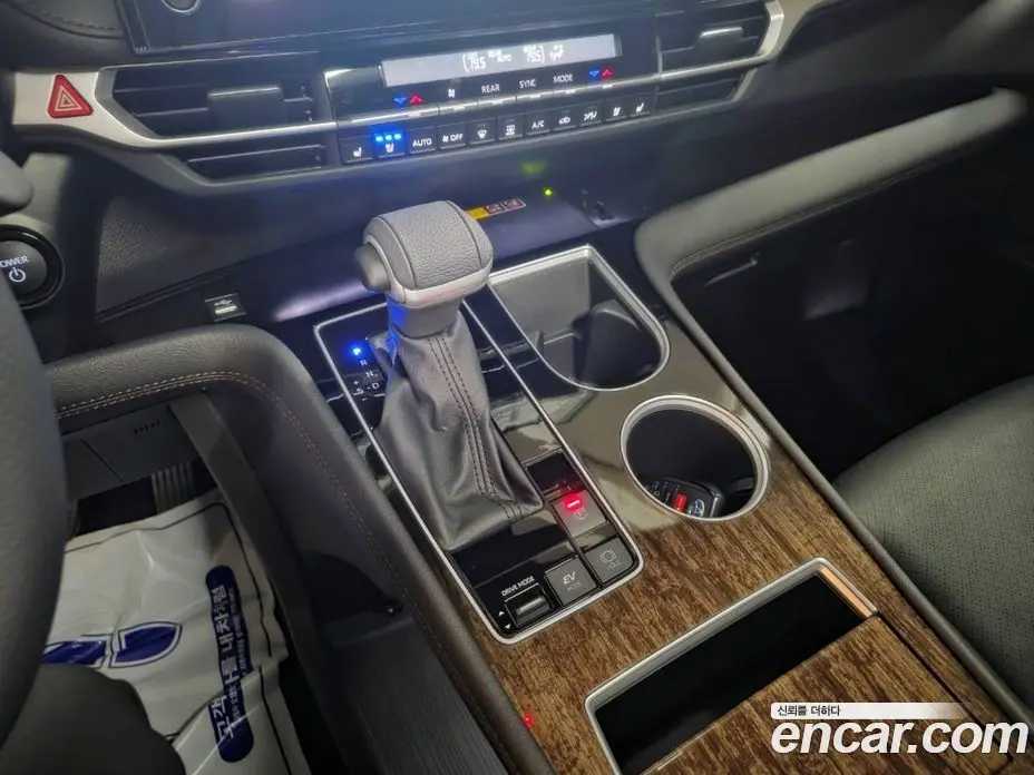 Toyota Sienna 2025 2.5 АКПП, фото 15