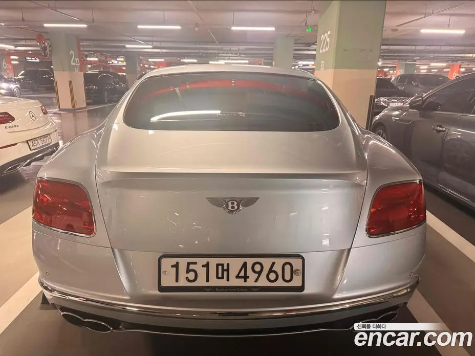 Bentley Continental 2017 4.0 АКПП, фото 2