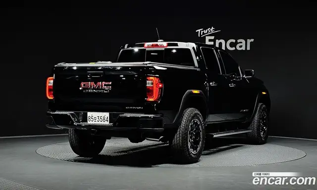 GMC Canyon, 2026, 2 563 км
