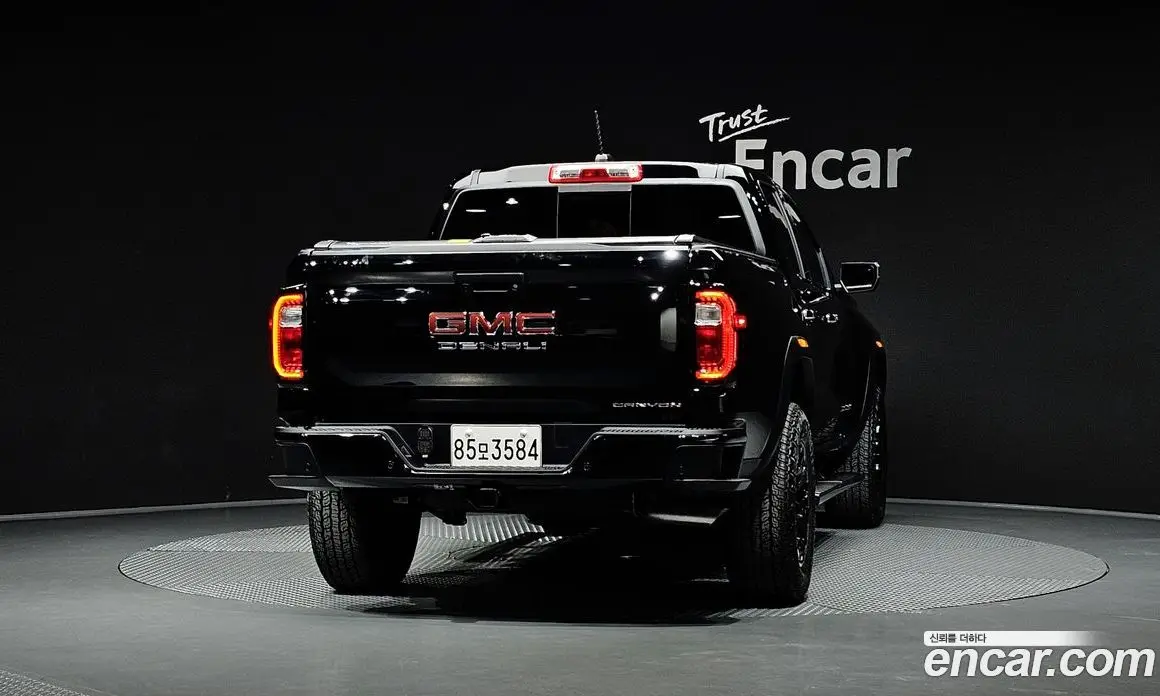 GMC Canyon 2026 2.7 АКПП, фото 3