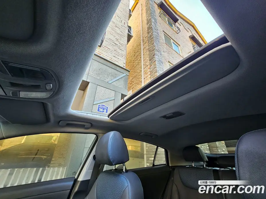 Hyundai Ioniq 2017 1.6 АКПП, фото 17