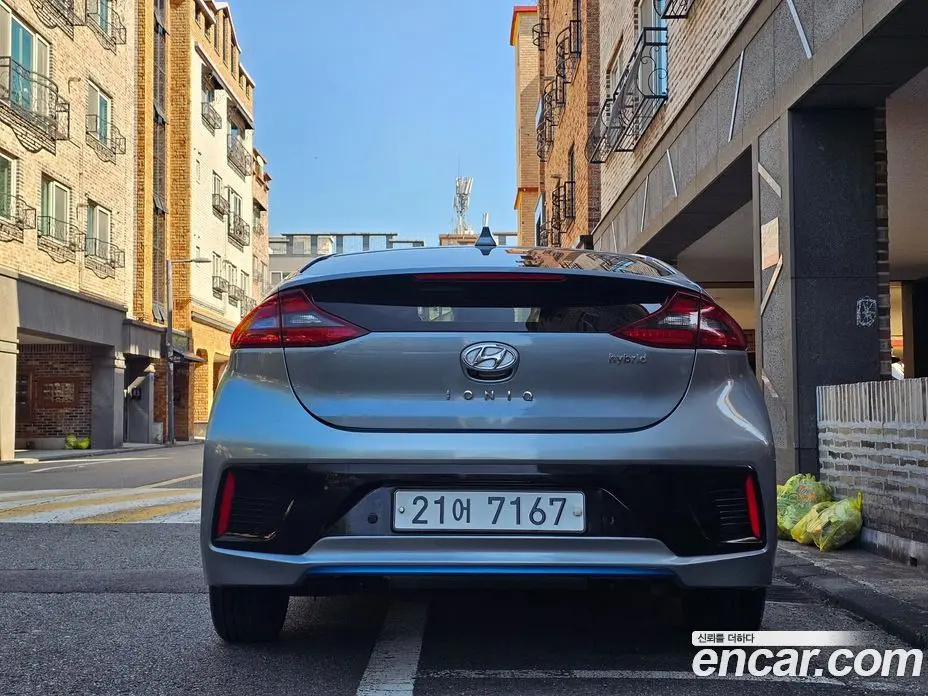 Hyundai Ioniq 2017 1.6 АКПП, фото 3