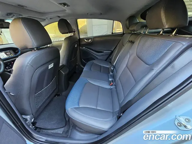 Hyundai Ioniq 2017 1.6 АКПП, миниатюра 6