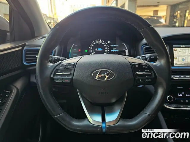Hyundai Ioniq 2017 1.6 АКПП, миниатюра 7