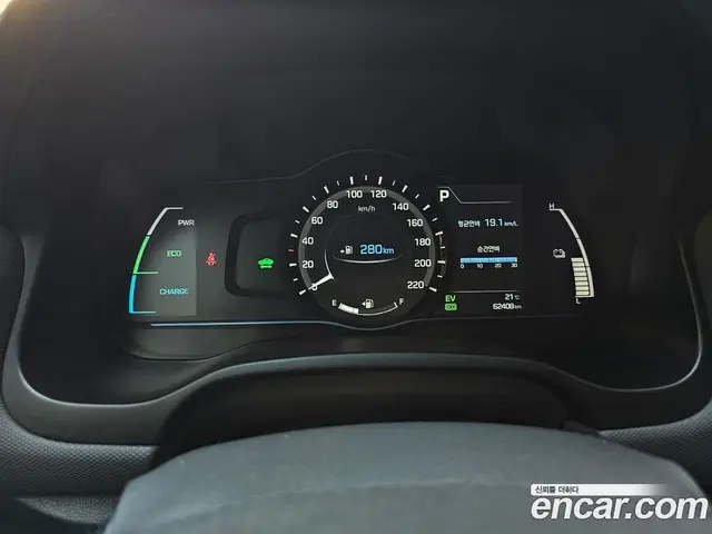 Hyundai Ioniq 2017 1.6 АКПП, миниатюра 8