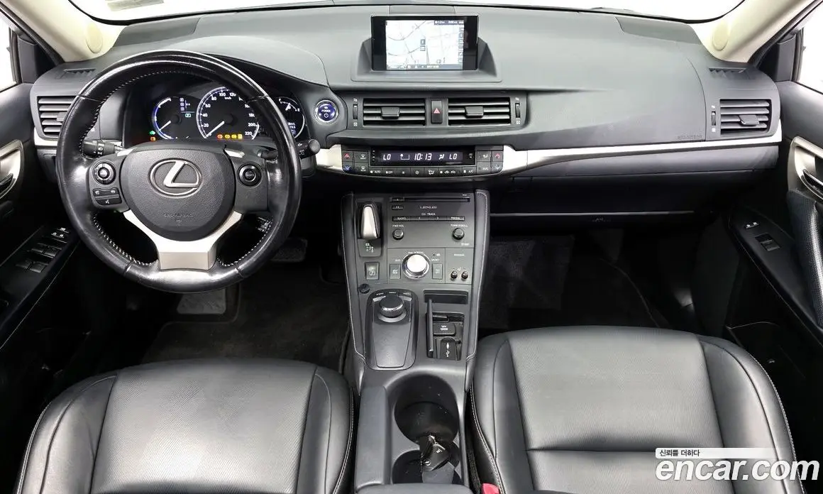 Lexus CT200h 2015 1.8 АКПП, фото 10 Lexus CT200h 2015 1.8 АКПП, фото 10