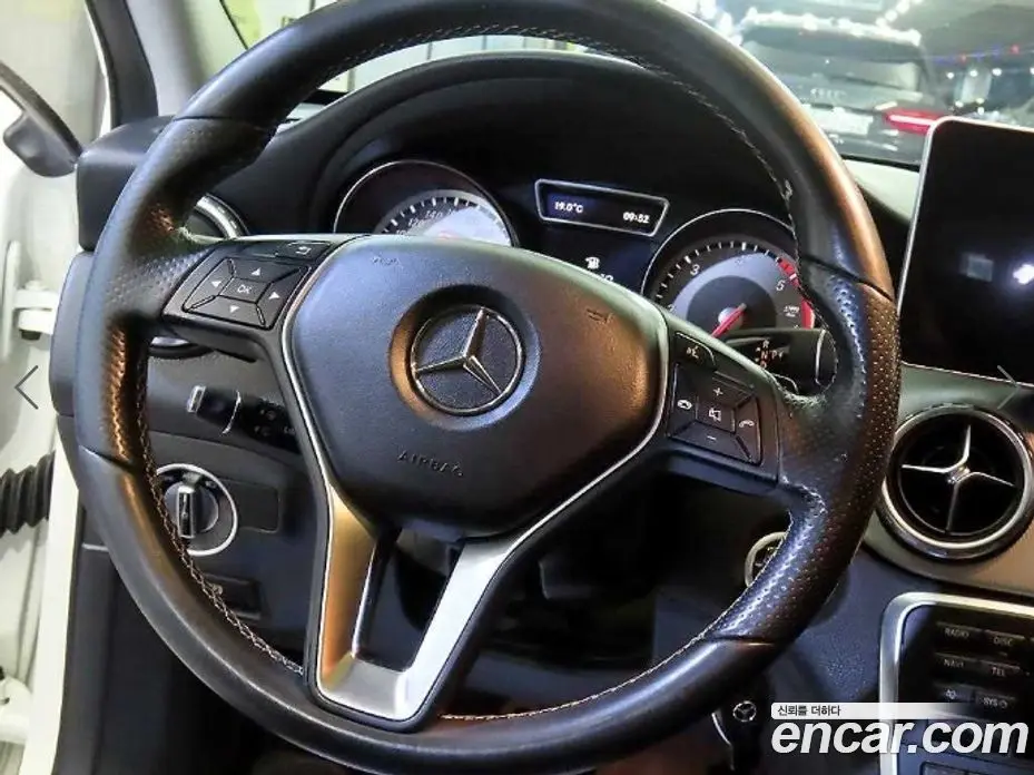 Mercedes-Benz GLA-Class 2015 2.1 АКПП, фото 8