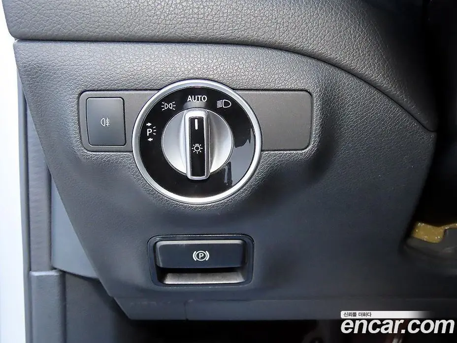Mercedes-Benz GLA-Class 2016 2.1 АКПП, фото 12