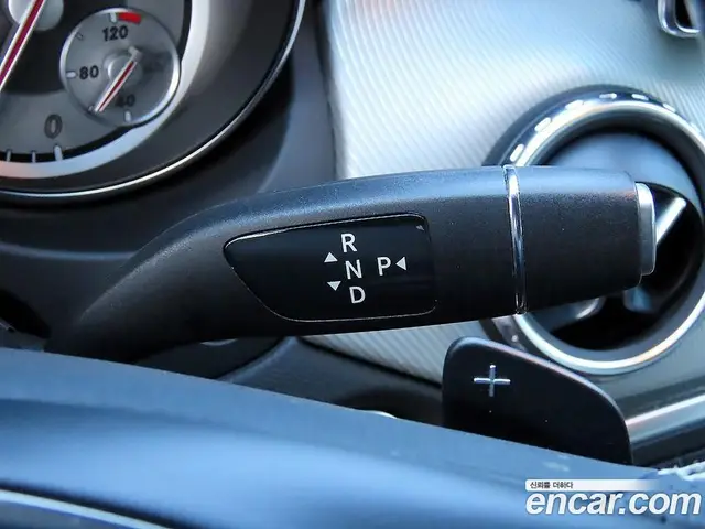 Mercedes-Benz GLA-Class 2016 2.1 АКПП, миниатюра 10