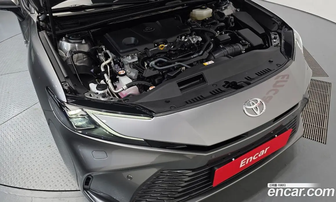 Toyota Camry 2025 2.5 АКПП, фото 6