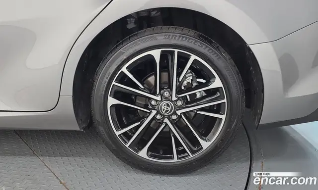 Toyota Camry 2025 2.5 АКПП, миниатюра 7