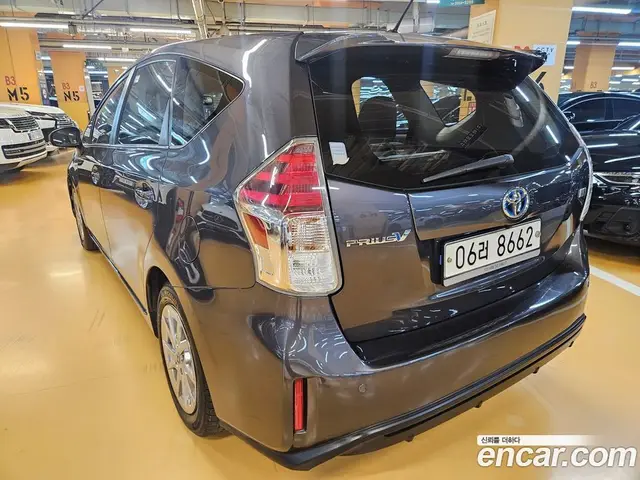 Toyota Prius 2017 1.8 АКПП, миниатюра 2