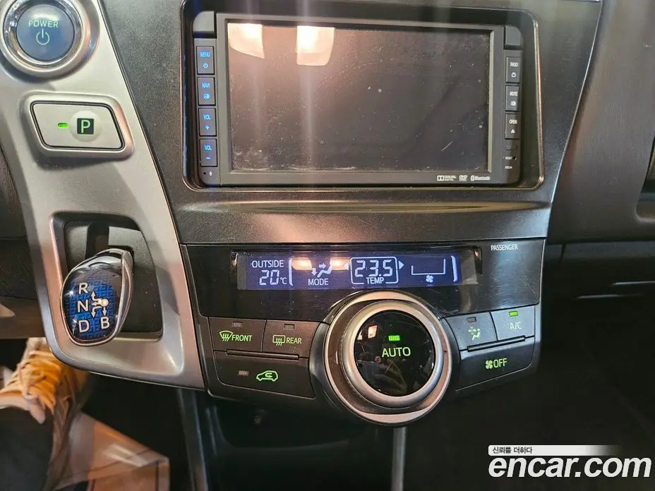Toyota Prius 2017 1.8 АКПП, фото 12