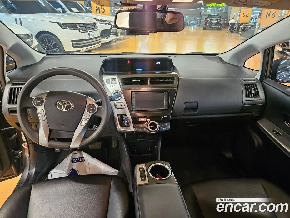 Toyota Prius 2017 1.8 АКПП, фото 13