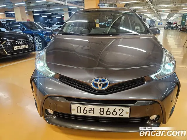 Toyota Prius 2017 1.8 АКПП, миниатюра 3