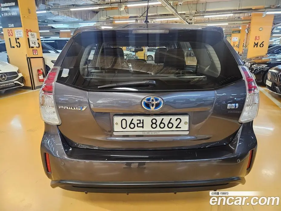 Toyota Prius 2017 1.8 АКПП, фото 4