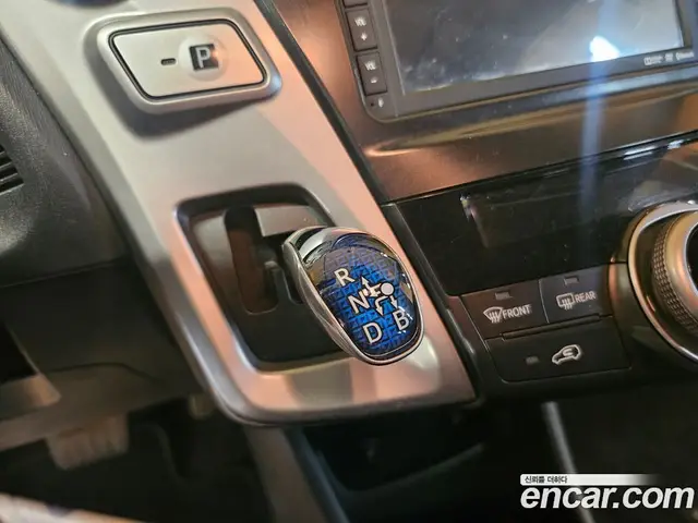 Toyota Prius 2017 1.8 АКПП, миниатюра 9