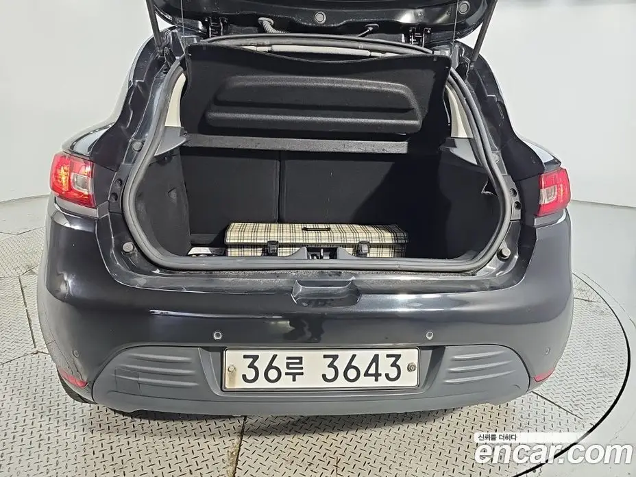 Renault (Samsung) Clio 2018 1.5 АКПП, фото 12