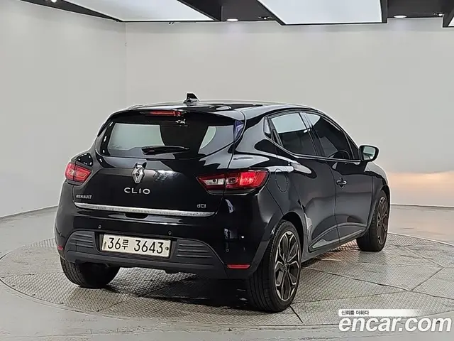 Renault (Samsung) Clio 2018 1.5 АКПП, миниатюра 4