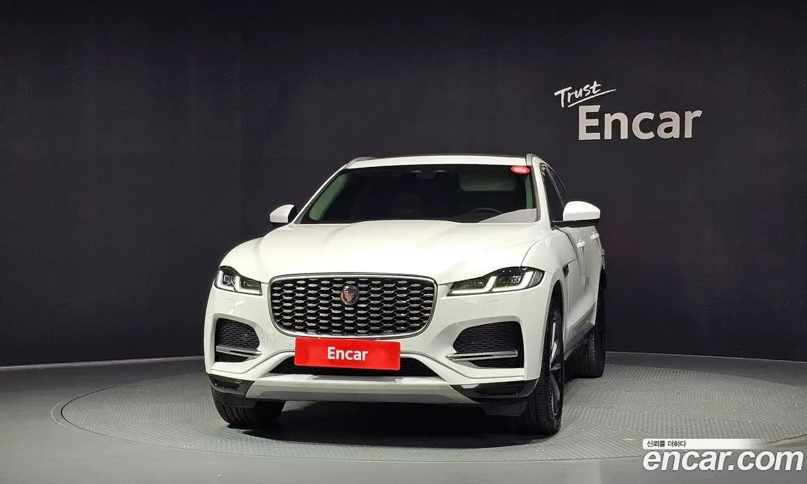 Jaguar F-Pace 2022 2.0 АКПП, фото 3