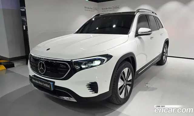 Mercedes-Benz EQB, 2023, 33 700 км