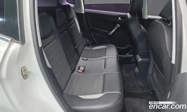 Peugeot 2008 2017 1.6 АКПП, миниатюра 12