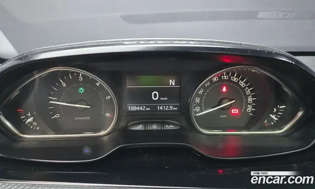 Peugeot 2008 2017 1.6 АКПП, миниатюра 8