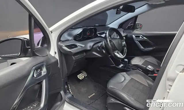 Peugeot 2008 2017 1.6 АКПП, миниатюра 10