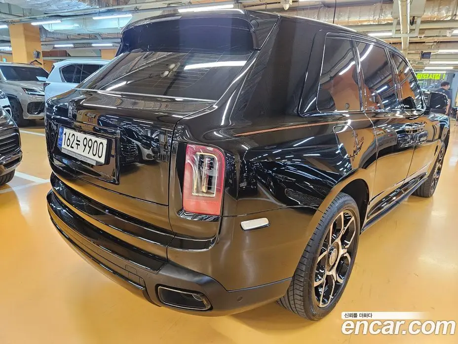 Rolls-Royce Cullinan 2024 6.7 АКПП, фото 2 Rolls-Royce Cullinan 2024 6.7 АКПП, фото 2