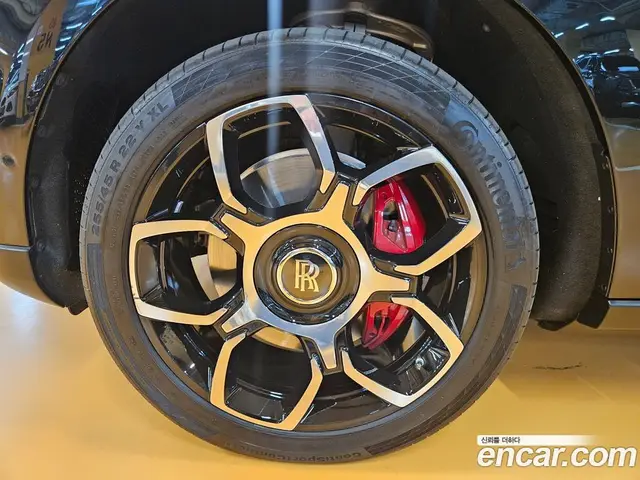 Rolls-Royce Cullinan 2024 6.7 АКПП, миниатюра 5 Rolls-Royce Cullinan 2024 6.7 АКПП, миниатюра 5
