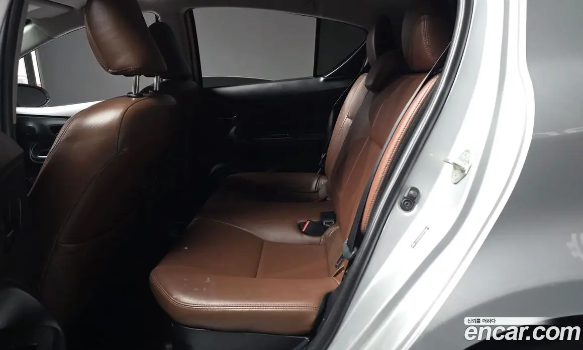 Toyota Prius 2018 1.5 АКПП, фото 15